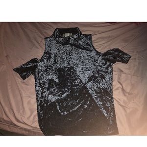 BLUE VELVET COLD SHOULDER TOP